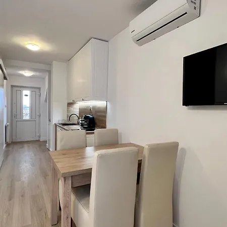 Gravaldi בית אירוח רובי