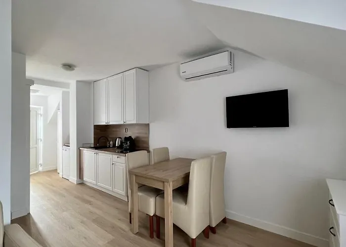 ホームステイ Gravaldi ロビ